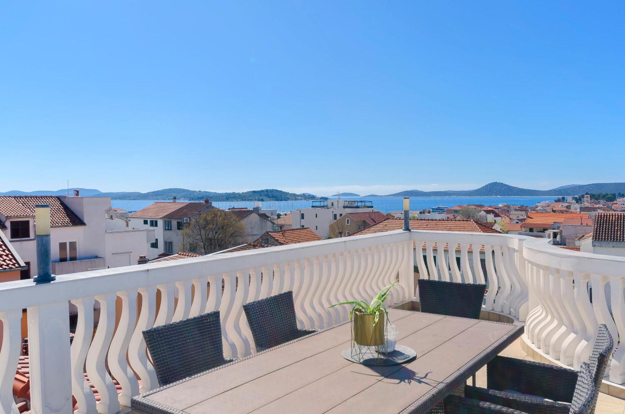 Apartment Ani Vodice Esterno foto