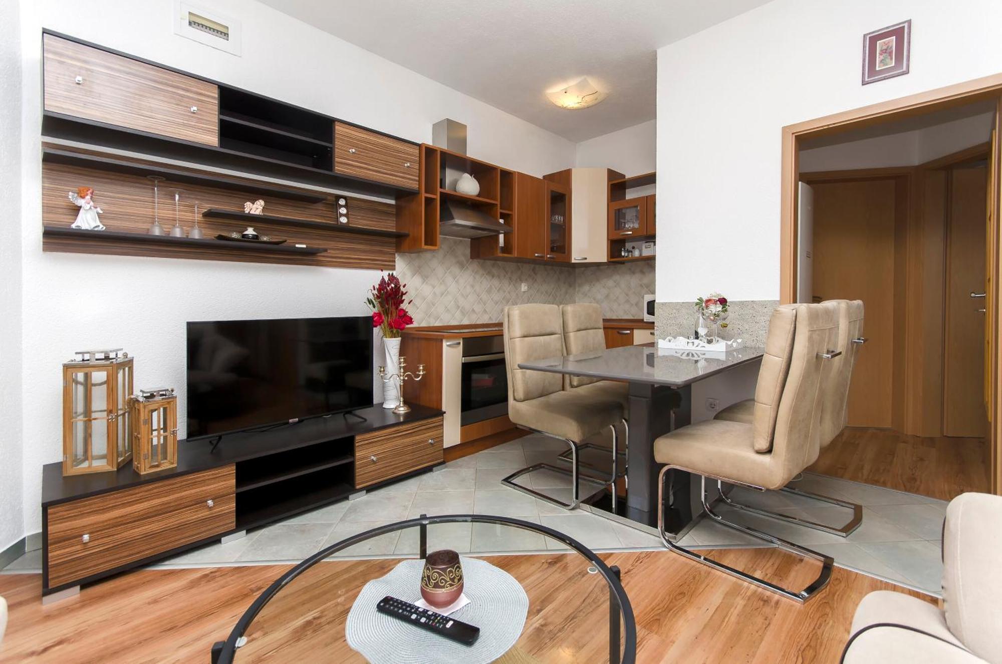 Apartment Ani Vodice Esterno foto